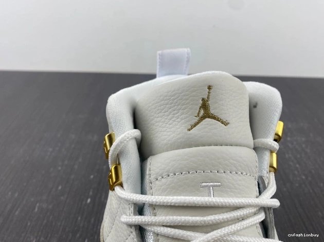 Jordan White OVO Retro 12 873864-102 0719